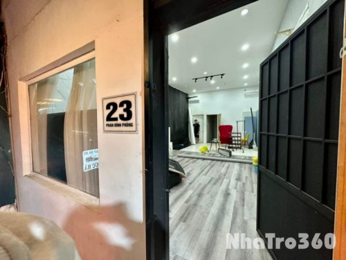 Nhà nguyên căn mặt tiền 23 phan đình phùng,p.nhuận