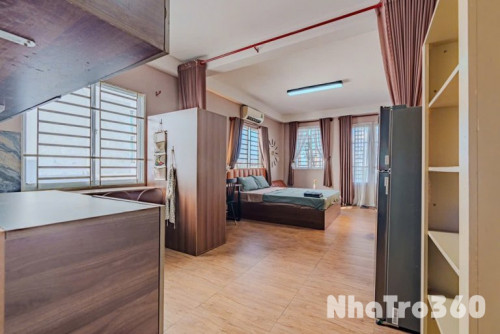 Căn Penthouse Quận 1 Gần Cầu Nguyễn Văn Cừ