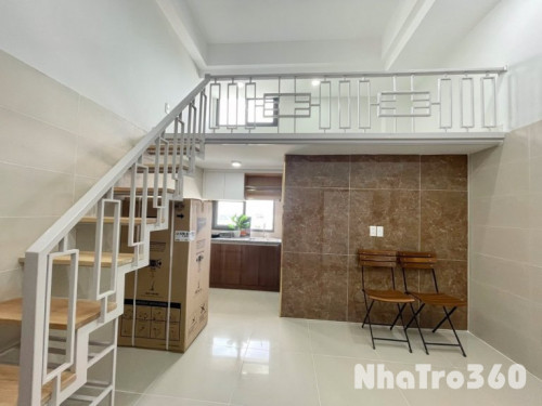 Duplex cửa sổ, gác cao tại Q7, gần chợ, siêu thị