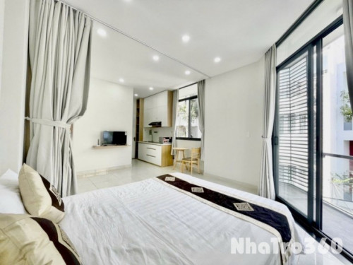 STUDIO 30M2 BAN CÔNG FULL NỘI THẤT NGAY SÂN BAY