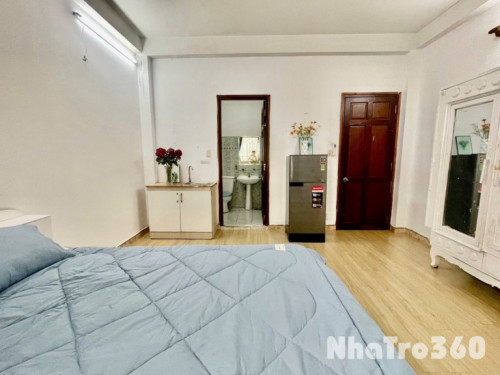 Studio 30m2 ban công full nội thất