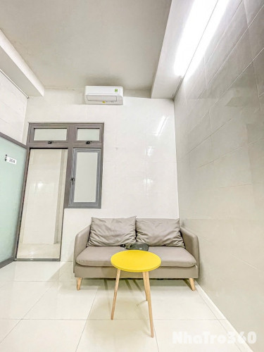 Duplex Đầy đủ nội thất Ngay Vạn Hạnh Mall