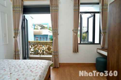 🏠Cho thuê căn hộ 1PN Ban công, Máy giặt riêng Quận 1 gần cầu Ông Lãnh, ĐH Văn Lang,...