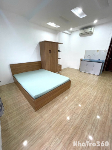 STUDIO BAN CÔNG 40M2 QUẬN 4