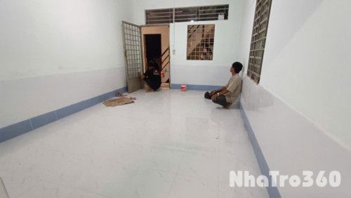 Nhà 2,5 Triêụ mới đẹp gần chợ Xuân Khánh (cổng rào chung không nuôi thú cưng)