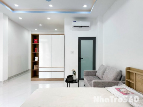 Cho thuê căn hộ mới CMT8 - Cv Lê Thị Riêng, gần Q1