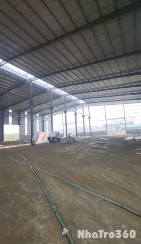 Cho thuê kho, xưởng tại 198 Bát Khối, gần UBND phường Long Biên, dt 1000m2 kho cao 6.5m, giá 65k/m2
