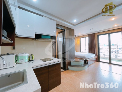 Sẵn Studio full nội thất, Ban công, Quận 1