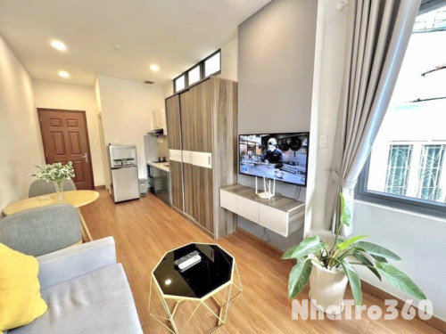 Sẵn Studio full nội thất, Ban công, Quận 1