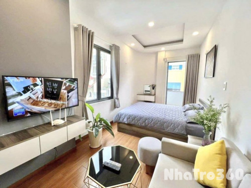 Sẵn Studio full nội thất, Ban công, Quận 1