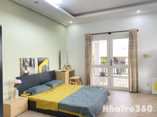 Cho thuê căn penthouse Q3, ban công, máy giặt rêng, gần chợ Tân Định, cầu Kiệu, cầu Công Lý