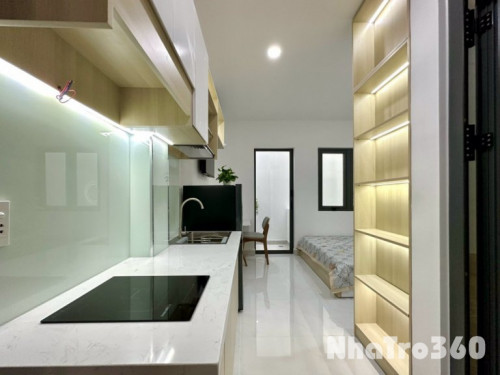 Trống sẵn Studio full nội thất, cửa sổ, Quận 10