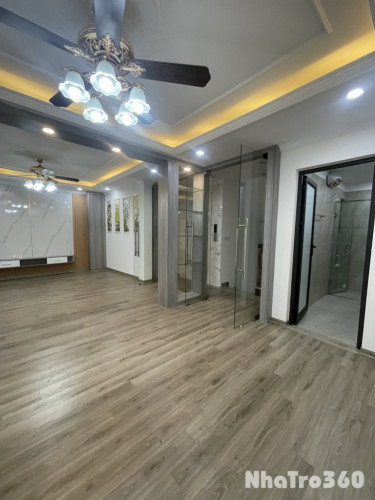 Chủ nhà cho thuê nguyên căn đẹp mới, Thang Máy,  Linh Đàm; Kinh doanh, VP, 122m2* 4T- 33 Tr