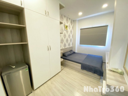 Studio full nội thất cửa sổ lớn Quận 10