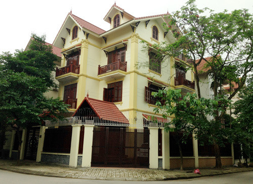 Chính chủ cho thuê nhà mới đẹp, 94m2_ 4.5T; 20 Tr. Kinh doanh, VP. Nguyễn Thị Thập