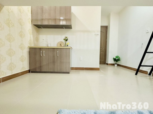 Duplex Quận 5 Gần ĐH  Y Dược , UEH