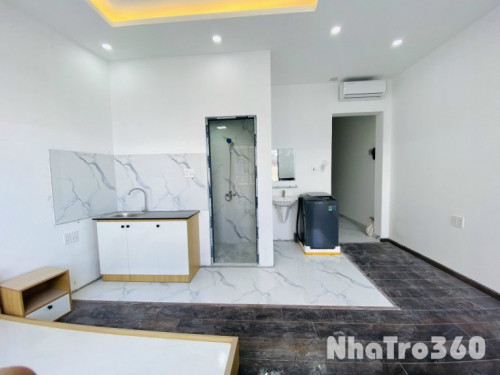 Studio Ban Công 30m2 ngay Nhà Thờ Hầm giáp quận 10