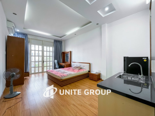 STUDIO full nội thất nằm ngay trung tâm Quận 7 , gần cầu Nguyễn Văn Cừ