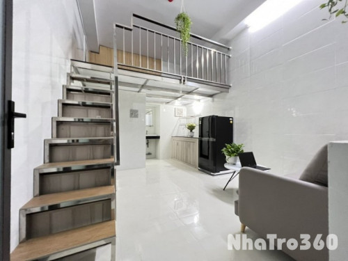 Duplex full nội thất gần ĐH Hoa Sen Quận 10