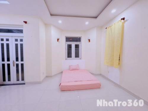 Căn hộ studio ban công rộng full nội thất Q7