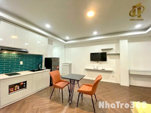 Căn hộ studio Full nội thất cao cấp, Cửa Sổ Lớn, Gần VinCom, Cầu Tân Thuận, KDC NAM LONG Q