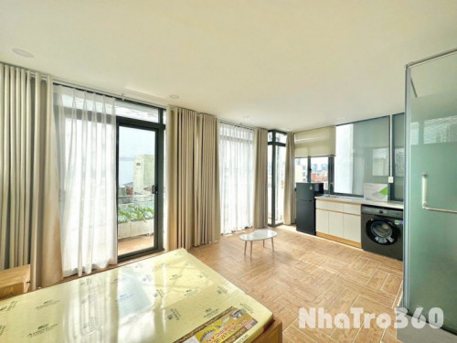 Penthouse ban công, máy giặt riêng Huỳnh Tấn Phát