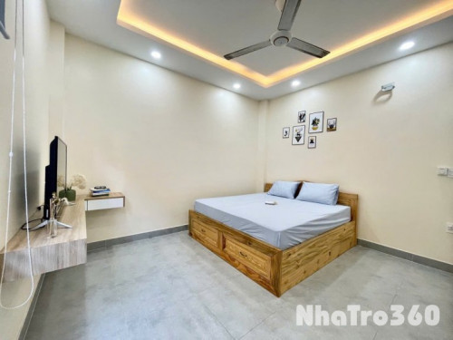 Studio full nội thất có sân nhỏ khu vực sân bay Tân Sơn Nhất