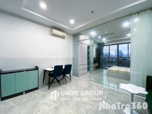 TRỐNG PHÒNG BAN CÔNG LỚN 50M2 QUẬN 7