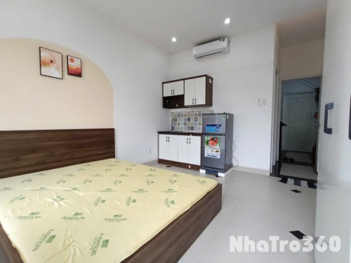 Studio Balcony 35m2 Sân Bay TSN quận Tân Bình