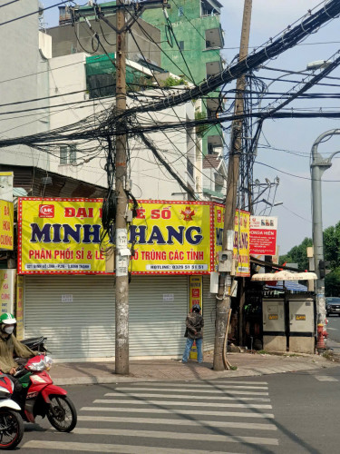 CHO THUÊ MẶT BẰNG KINH DOANH NGAY GÓC NGÃ TƯ NGUYỄN XÍ - ĐINH BỘ LĨNH