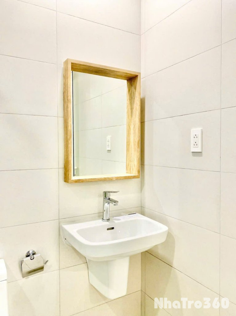 Cho thuê Studio Q1 - gần ngay công viên Lê Văn Tám, vòng xoay Điện Biên Phủ, cầu Bông,...