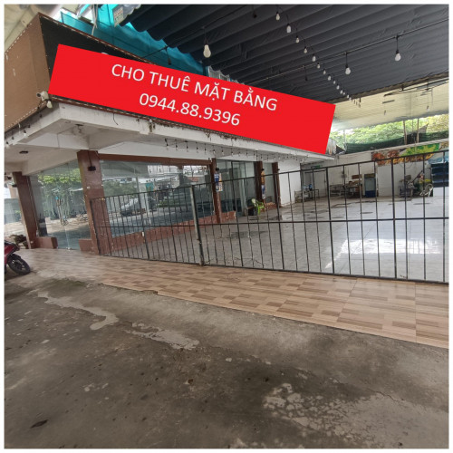 Cho thuê nhà hàng 600m2 mặt tiền Bình Quới, P.28, đủ đồ kinh doanh, 70tr, TL
