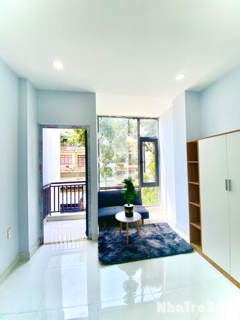 Studio ban công Q10 - gần Vạn Hạnh Mall, Đh Bách Khoa, Đh Huflit,...
