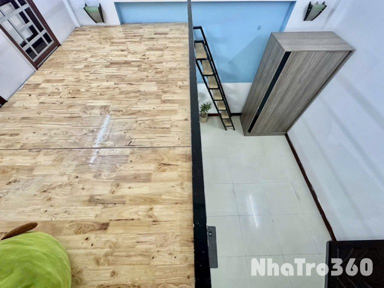 Duplex cửa sổ lớn full nội thất gần sân bay