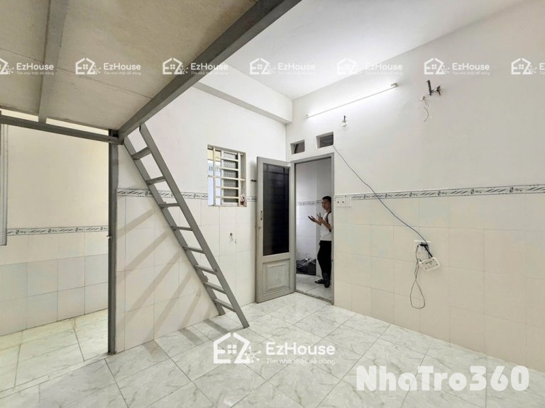 Phòng trọ gác- Ban cong