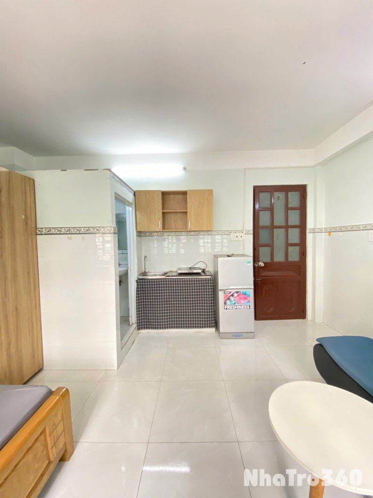 Cho thuê phòng trọ có nội thất đường Trường Sơn gần sân bay Tân Sơn Nhất.