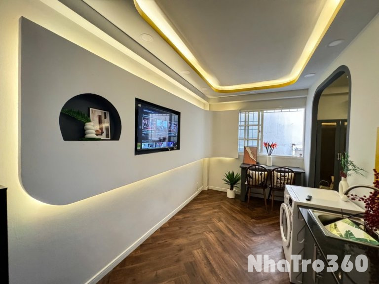 CĂN HỘ 35m2 TÁCH BẾP CỬA SỔ TRỜI NGAY K300