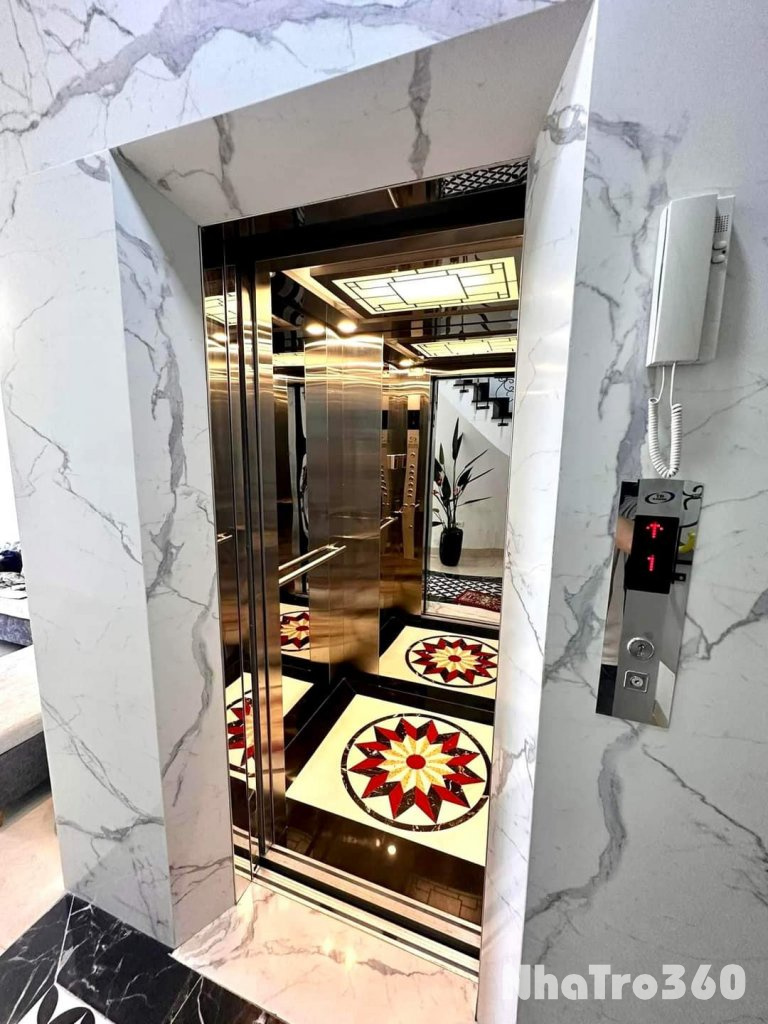 Cho thuê nhà mới, lô góc, Xã Đàn, thang máy, 99m2x 4T vỉa hè 31 Tr