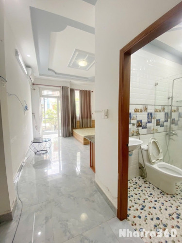 Studio Ban Công Full NT Ngay Ngã Tư Bảy Hiền QTB