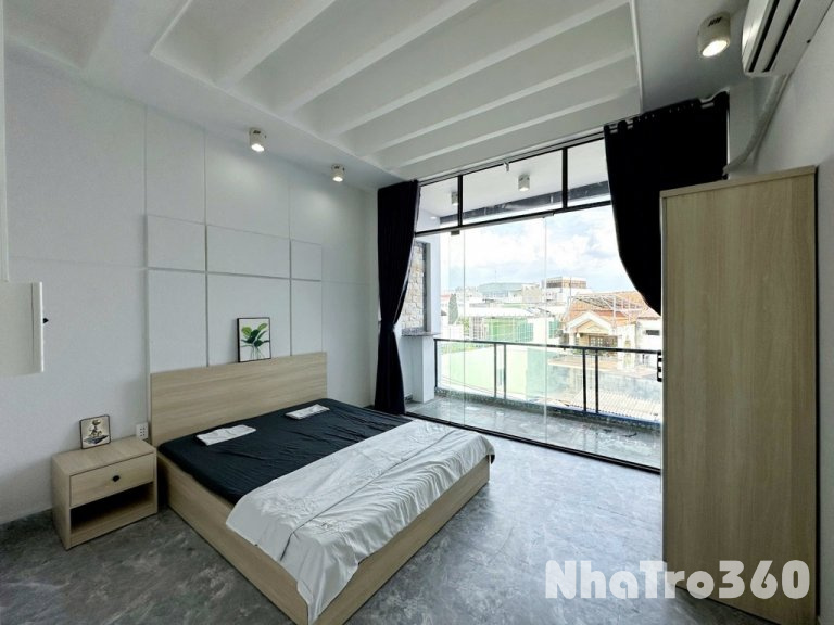 1PN FULL NT CÓ BAN CÔNG GẦN CV LÊ THỊ RIÊNG QTB