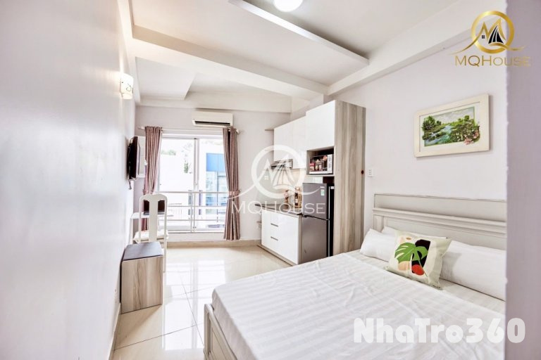 Căn hộ cửa sổ lớn full nội thất gần Etown