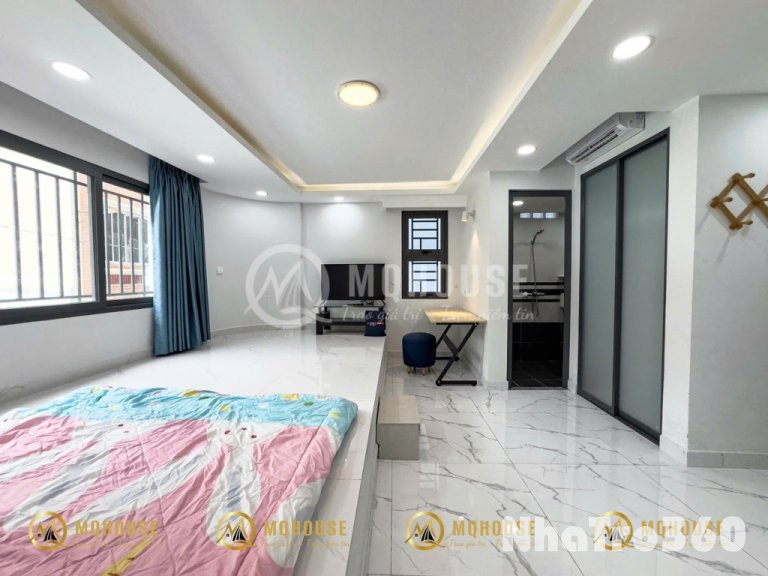 Studio, full nội thất, cửa sổ, tự do