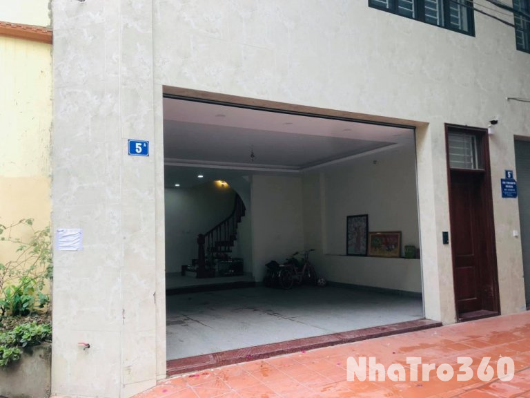 Nhà nguyên căn 5 tầng (50m) đường Xuân Đỉnh