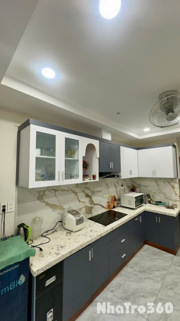 ✨Phòng Cao Cấp Q1 – Giá Cực Tốt!✨