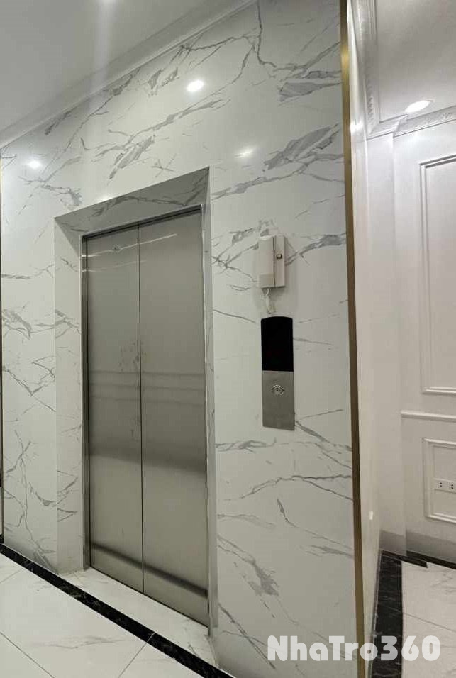 Nhà tôi cho thuê Nhà VP, Nhà Hàng, KD, 101m2_ 5T; vỉa hè, Lò Đúc-32 Tr