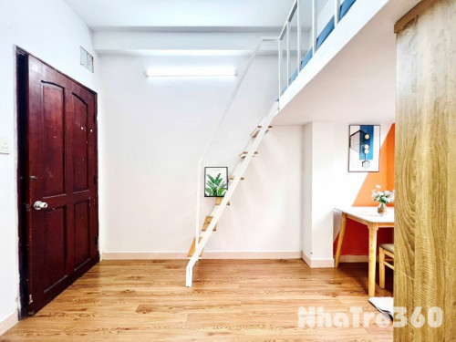 Duplex ban công siêu hot Q10, gần Vạn Hạnh Mall, Đh Hufilit, Đh Bách Khoa, Đh Hoa Sen,...