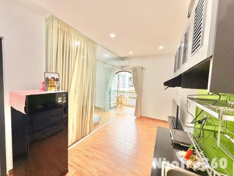 Căn hộ 1 Phòng Ngủ ban công gần Sân bay