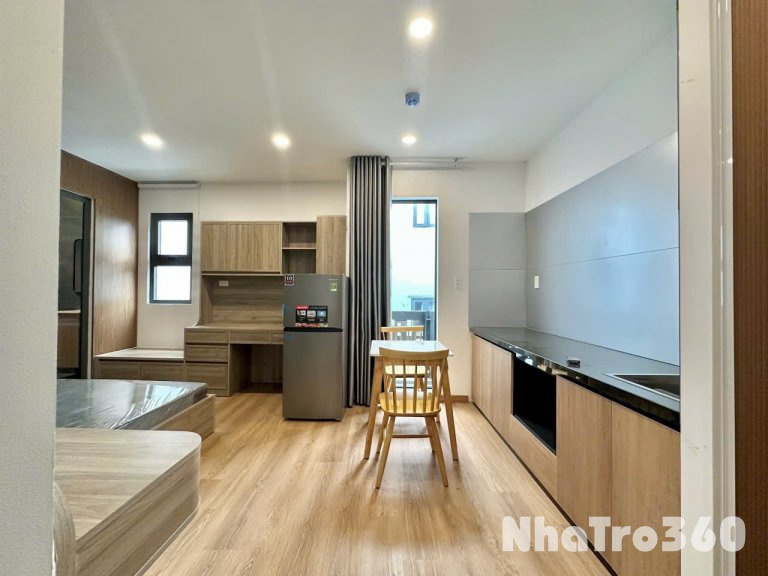 Cho thuê căn hộ Studio Ban công Q4 gần chợ 200, nhà thờ Xóm Chiếu, cầu Ông Lãnh