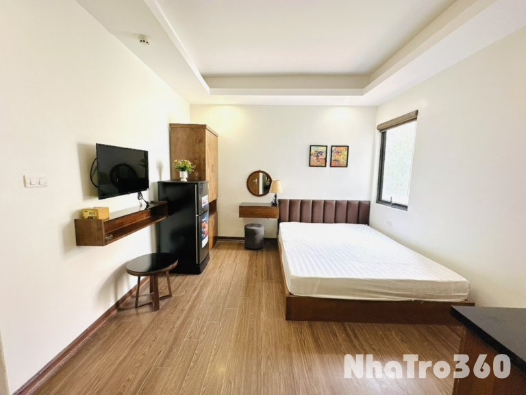 Miễn phí dịch vụ với khách đóng 3 tháng 1