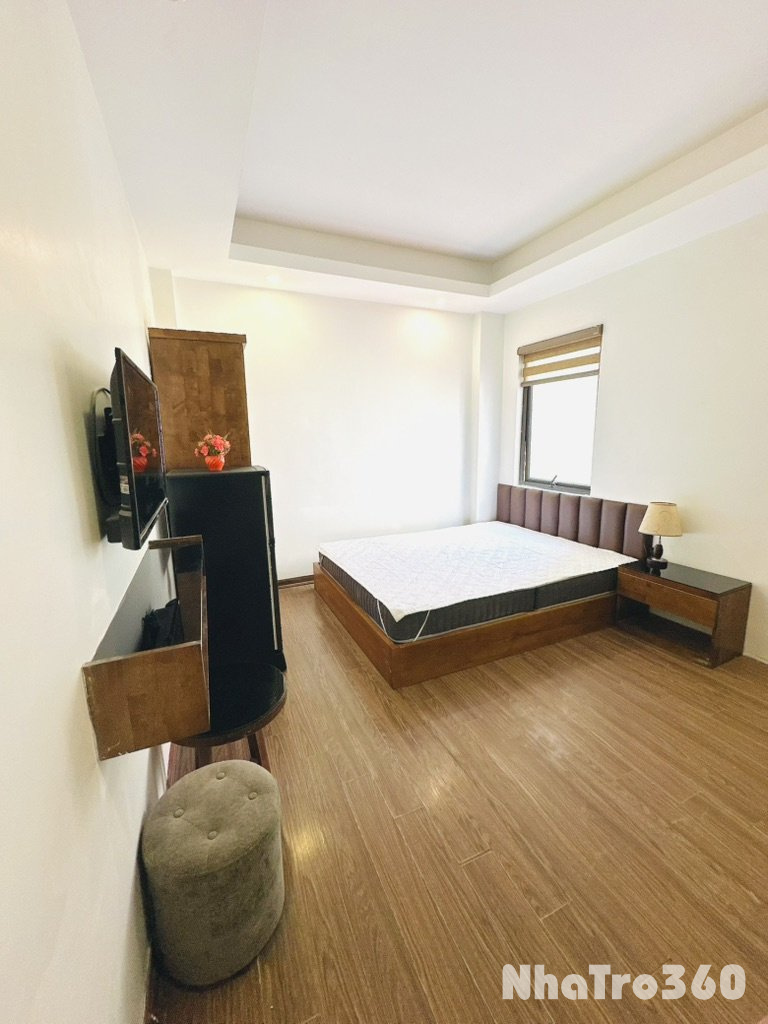 Miễn phí dịch vụ với khách đóng 3 tháng 1